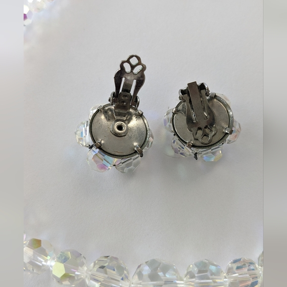 EVC AB CRYSTALS NECKLACE & MATCHING CLIP ON EARRINGS - Picture 9 of 15